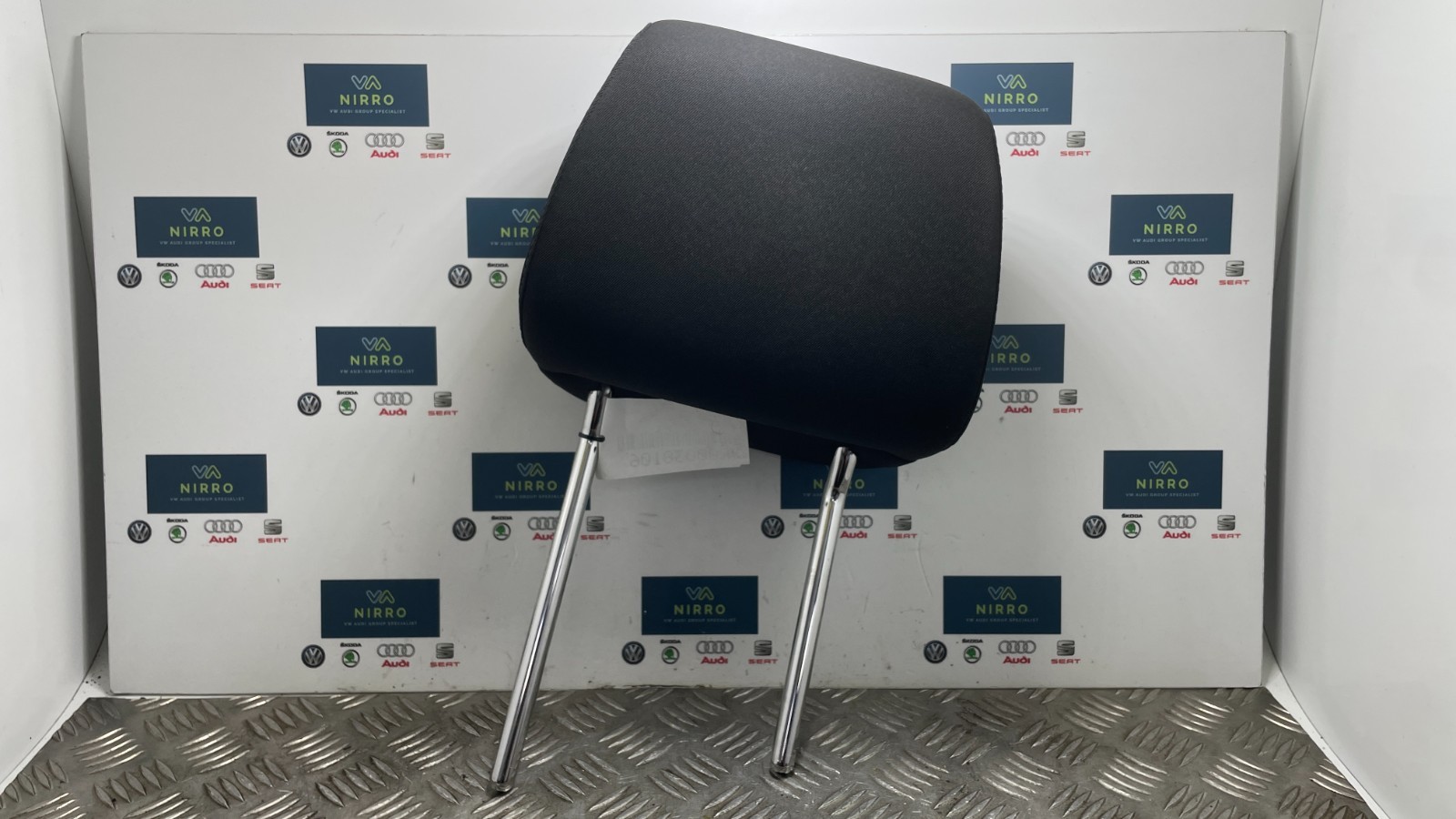 SKODA FABIA DRIVER SIDE FRONT BLACK CLOTH HEADREST FITS MODELS FROM 2015 TO 2023