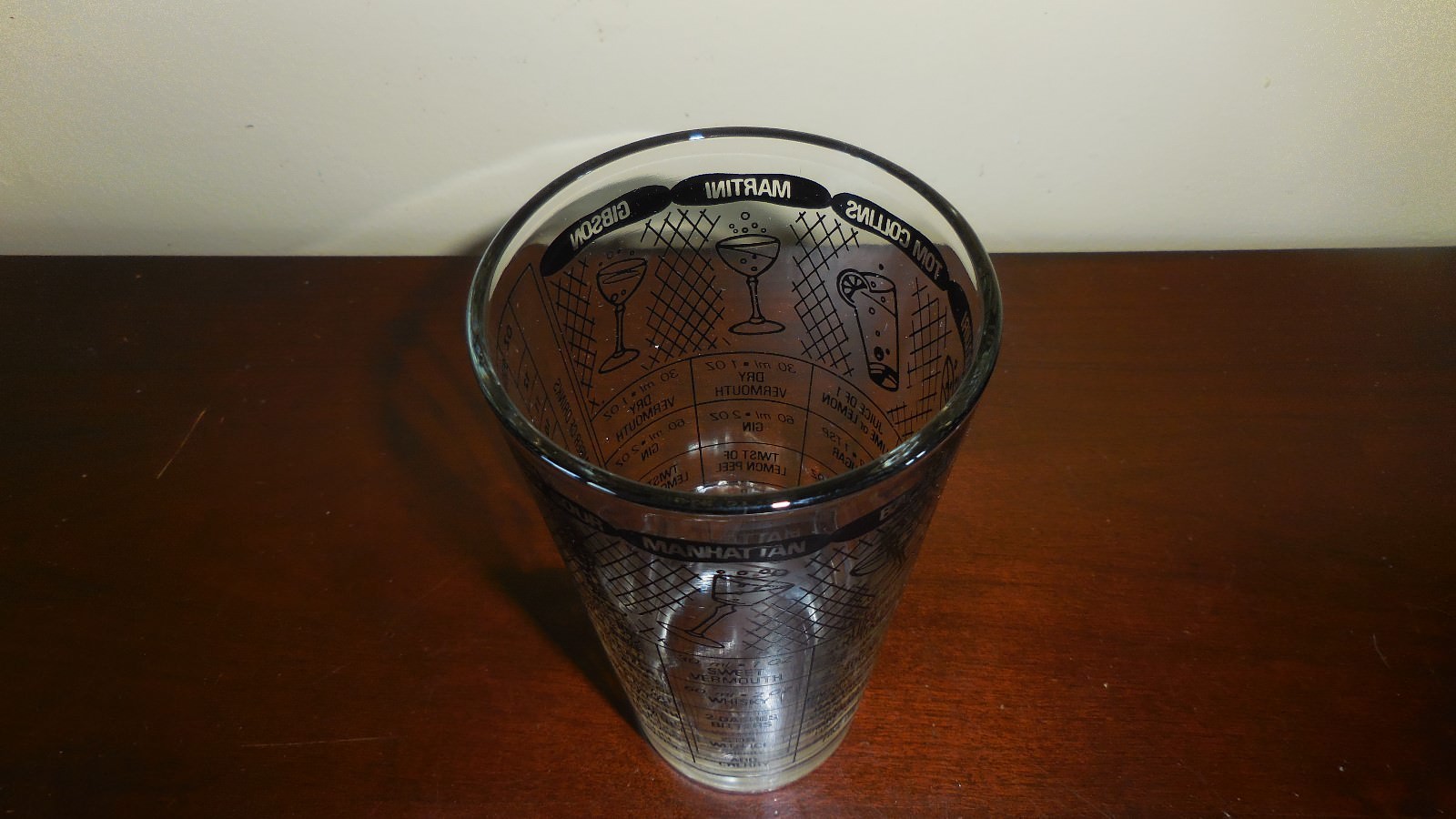 VINTAGE IRVINWARE COCKTAIL/DRINK SHAKER RECIPES BARWARE