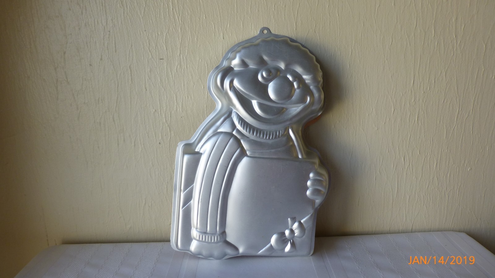 Vintage Wilton Ernie Cake Pan 1983 Jim Henson