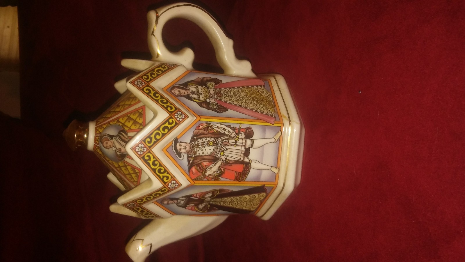 Vintage And Antique Brass Teapot & Porcelian and Green kettles (3)