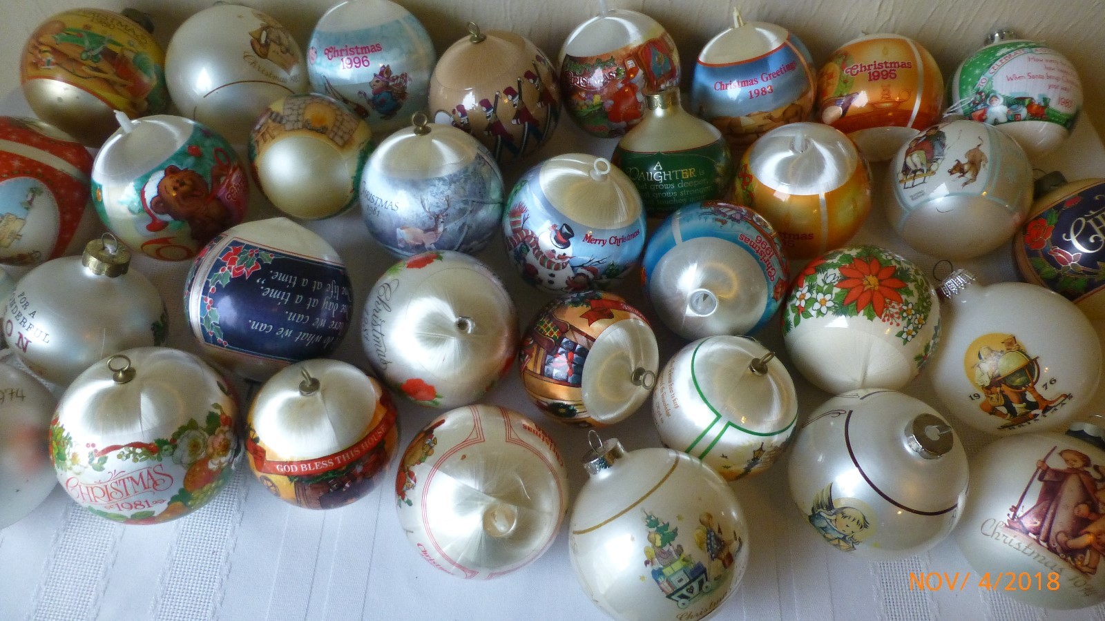 VTG Christmas Ornaments 33 Assorted Years 1970-1990s Crafts Wreaths Tree Decor