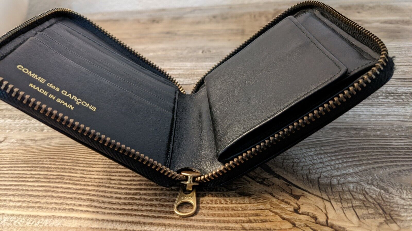 COMME des GARCONS Square Luxury Leather Zip Wallet/ See COMME des GARCONS Square Luxury Leather Zip Wallet/ See