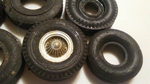 Amt Turnpike Slot Car Tire Parts (Lot 49 )