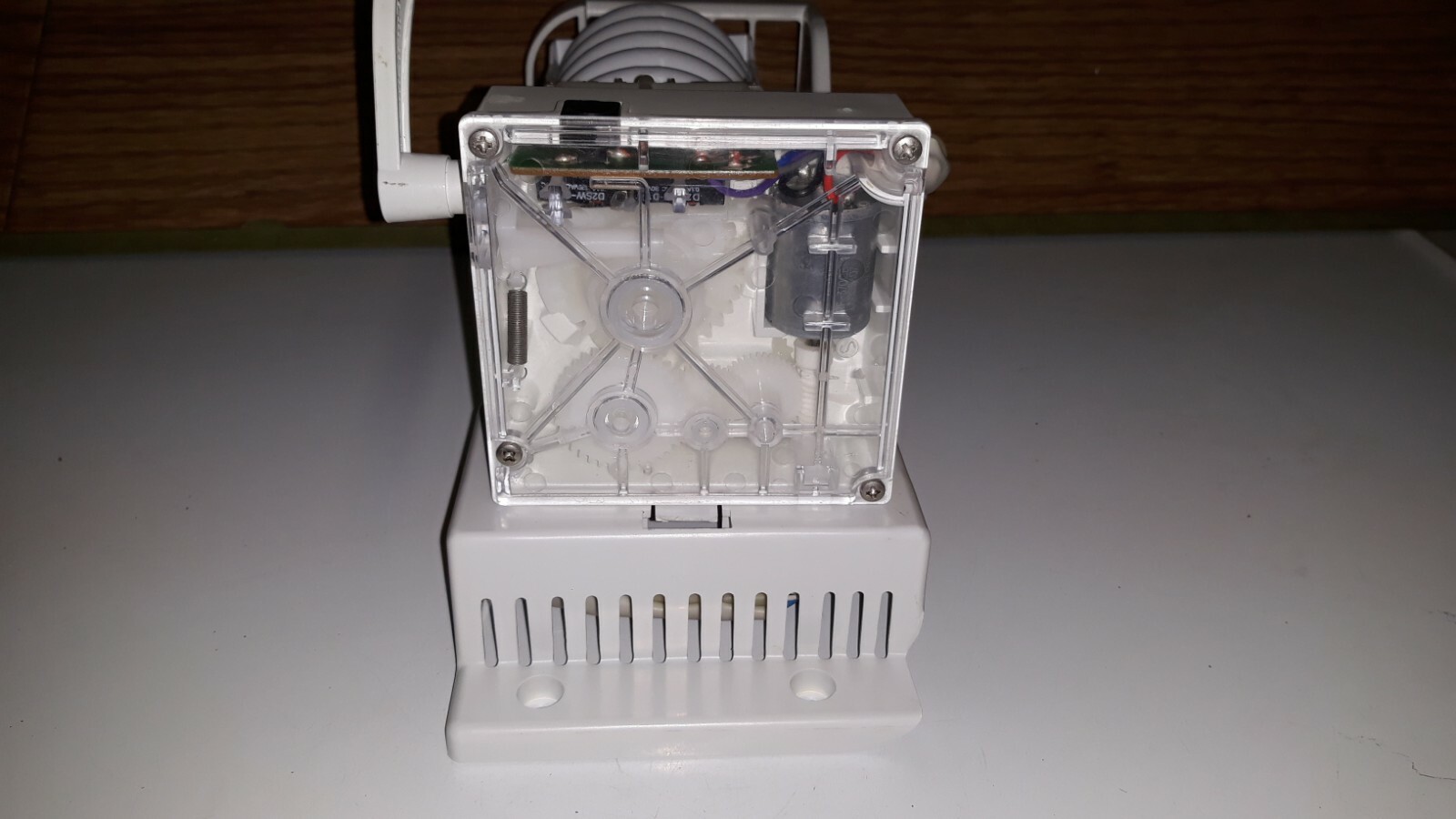 NTGT001TA1 ICE CUBE MAKER ****** FREE SHIPPING