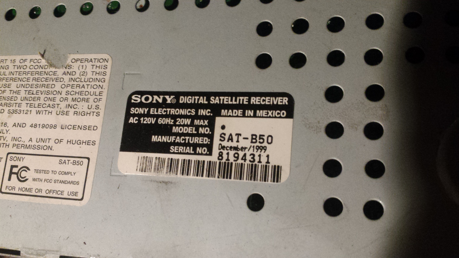 Used DirectTv  Sony Digital Satellite Receiver SAT-B50 & Power Cord TV