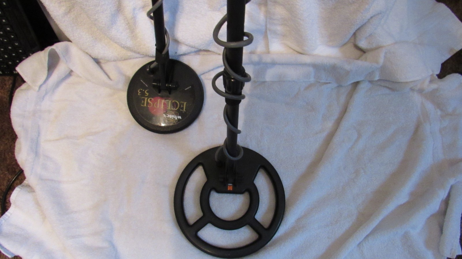 Whites MX5 Metal Detector with 9” Waterproof Spider Search Coil DEEP!