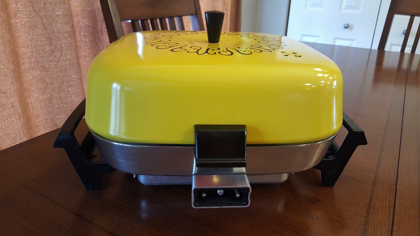 Vintage Hoover 8660 Stainless Steel Electric Frying Fry Pan 1200 Watt