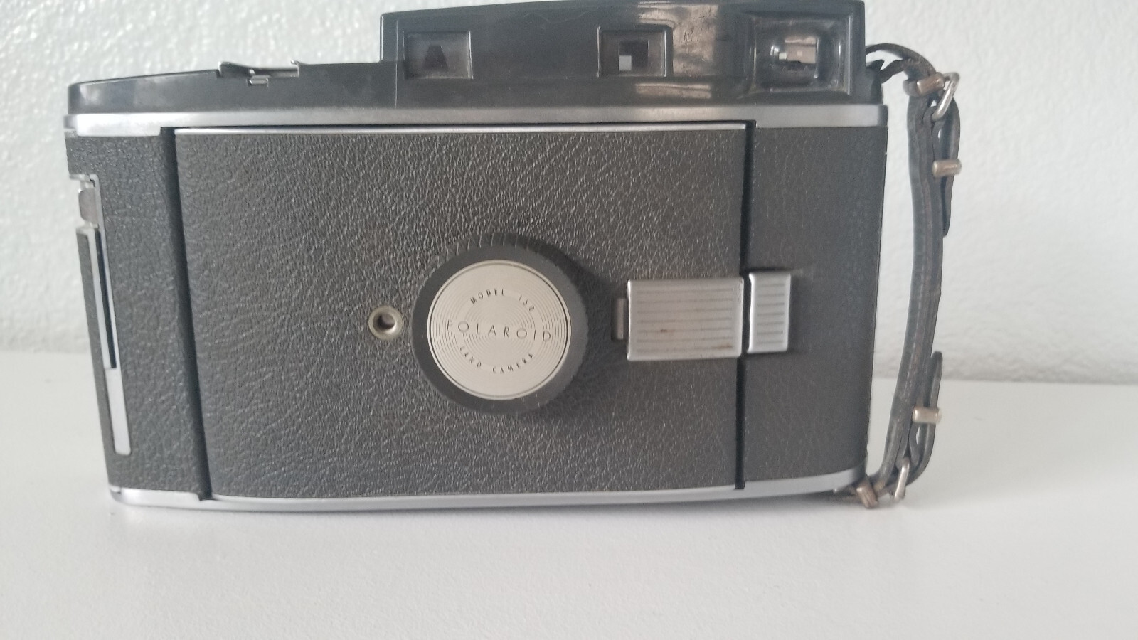 Polaroid Land Camera Model 150 / 4.78 LB / Vintage