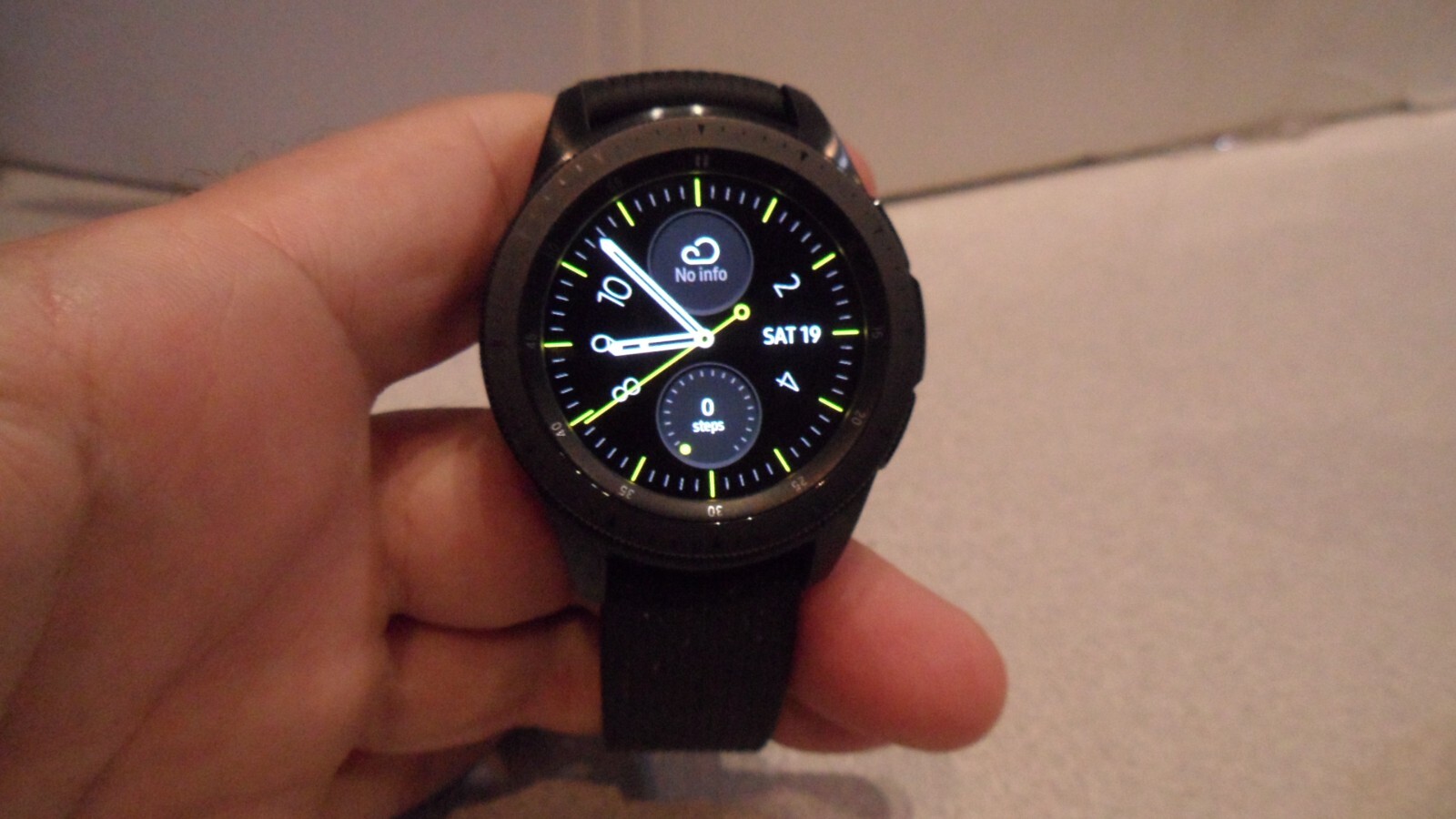 Samsung Galaxy Watch 42mm SM-R810X Black LIVE DEMO AS-IS | eBay
