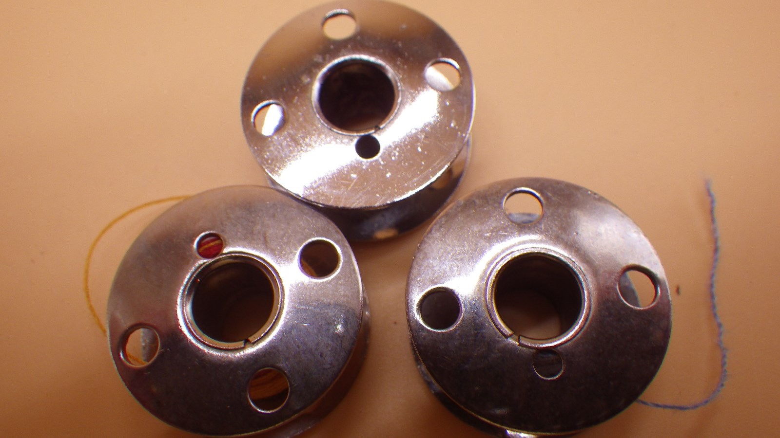 3 Vintage Singer Sewing Machine Early Bobbins  66 99 185 101 201    