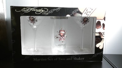 Ed Hardy Martini Glass Set. 2 glasses w/Shaker.  Skull with Love Kills Slowly