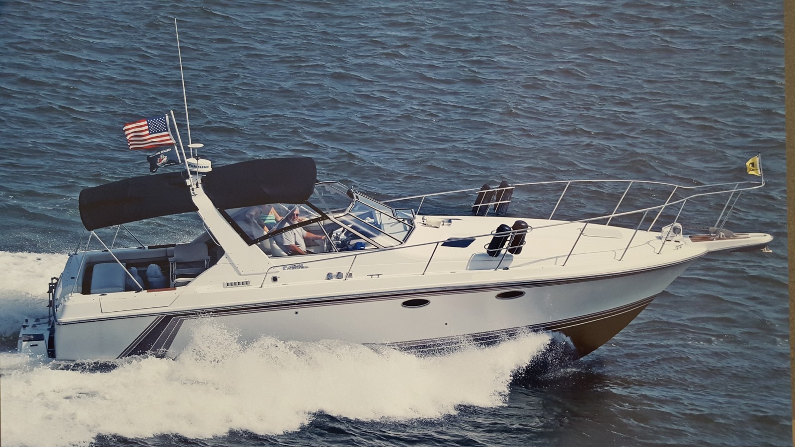 1987 Trojan International Bertram 10 Meter Express Cruiser 33' Mid-Cabin boat