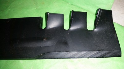 POULAN PRO (2) 42" MOWER GATOR STAR HOLE MULCH BLADES REPLACE 134149 138971 NEW