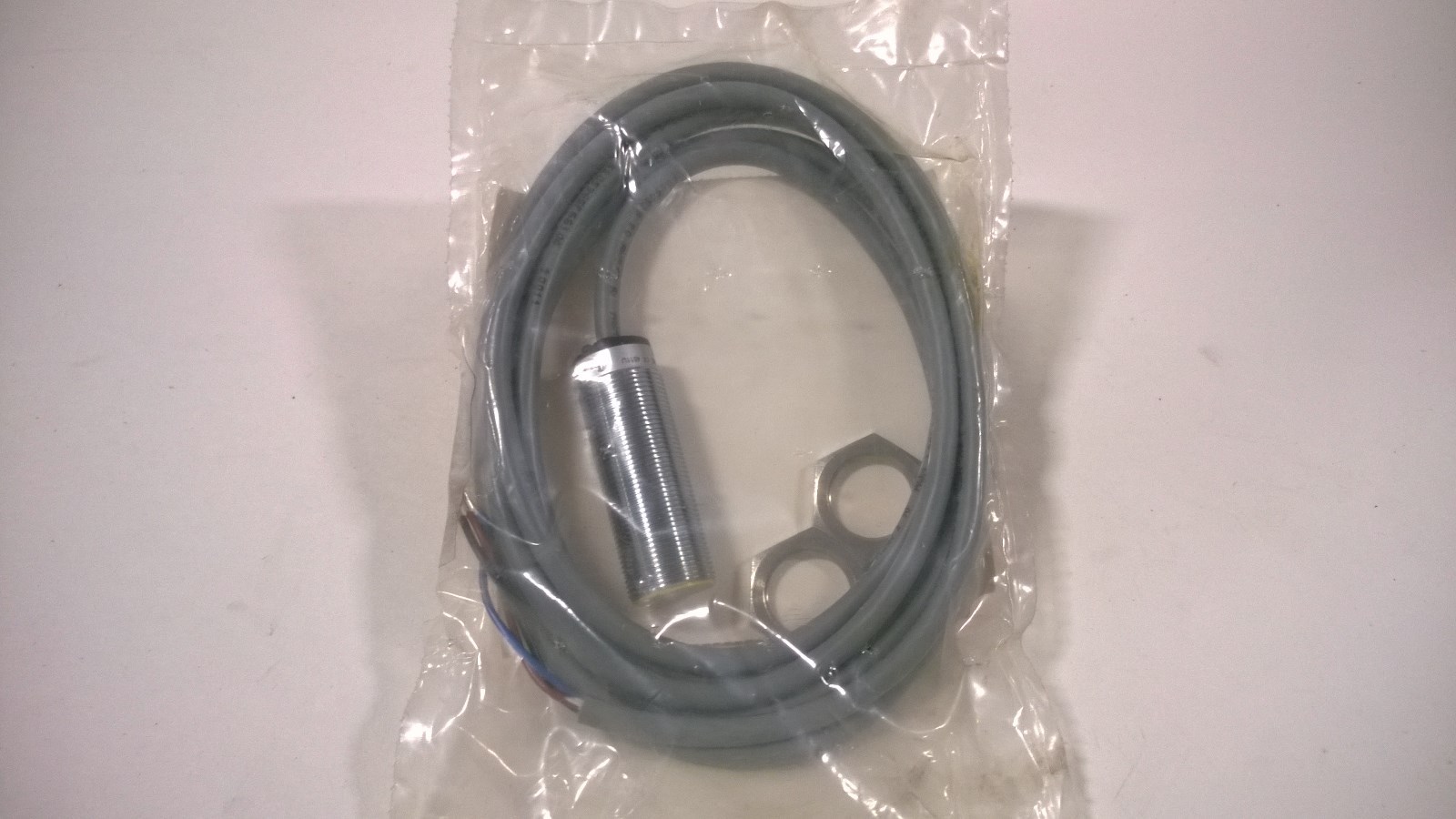 Turck BI-5-M18-AP6X Sensor (New in Sealed Bag)