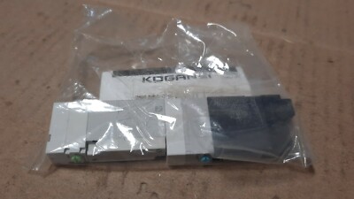 KOGANEI  #F10T2-PN  SOLENOID VALVE (DC24V)  E117