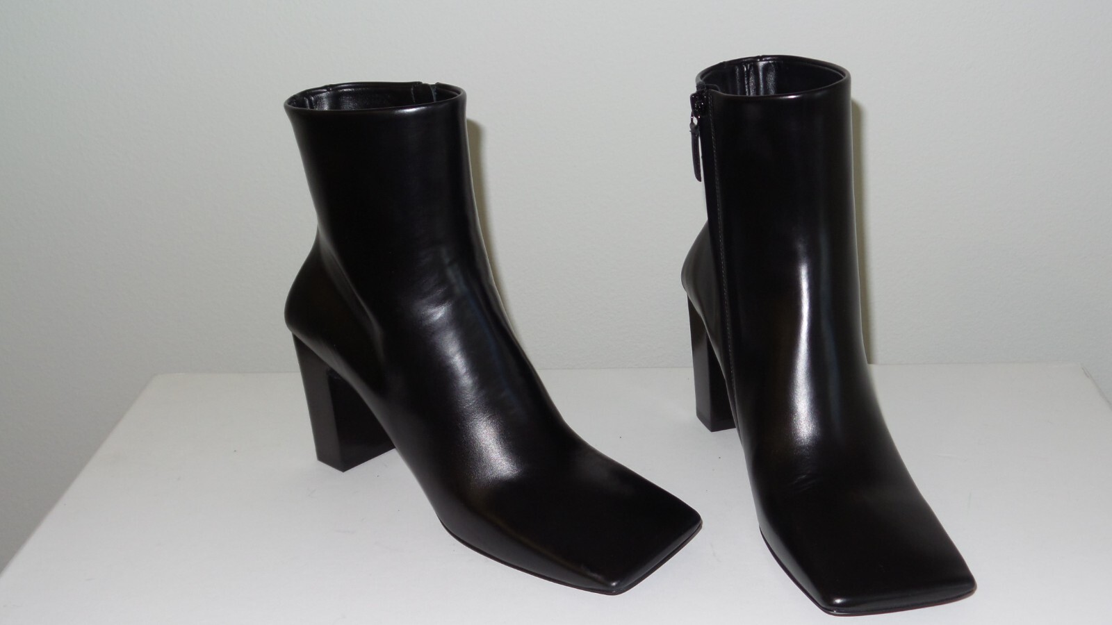 $1350 BALENCIAGA BLACK LEATHER SQUARE TOE BLACK ANKLE BOOTS $1350 BALENCIAGA BLACK LEATHER SQUARE TOE BLACK ANKLE BOOTS