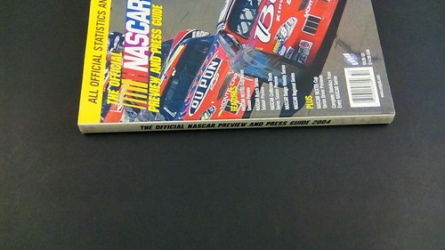 2004 Nascar Official Preview and Press Guide Stats and Schedules Book
