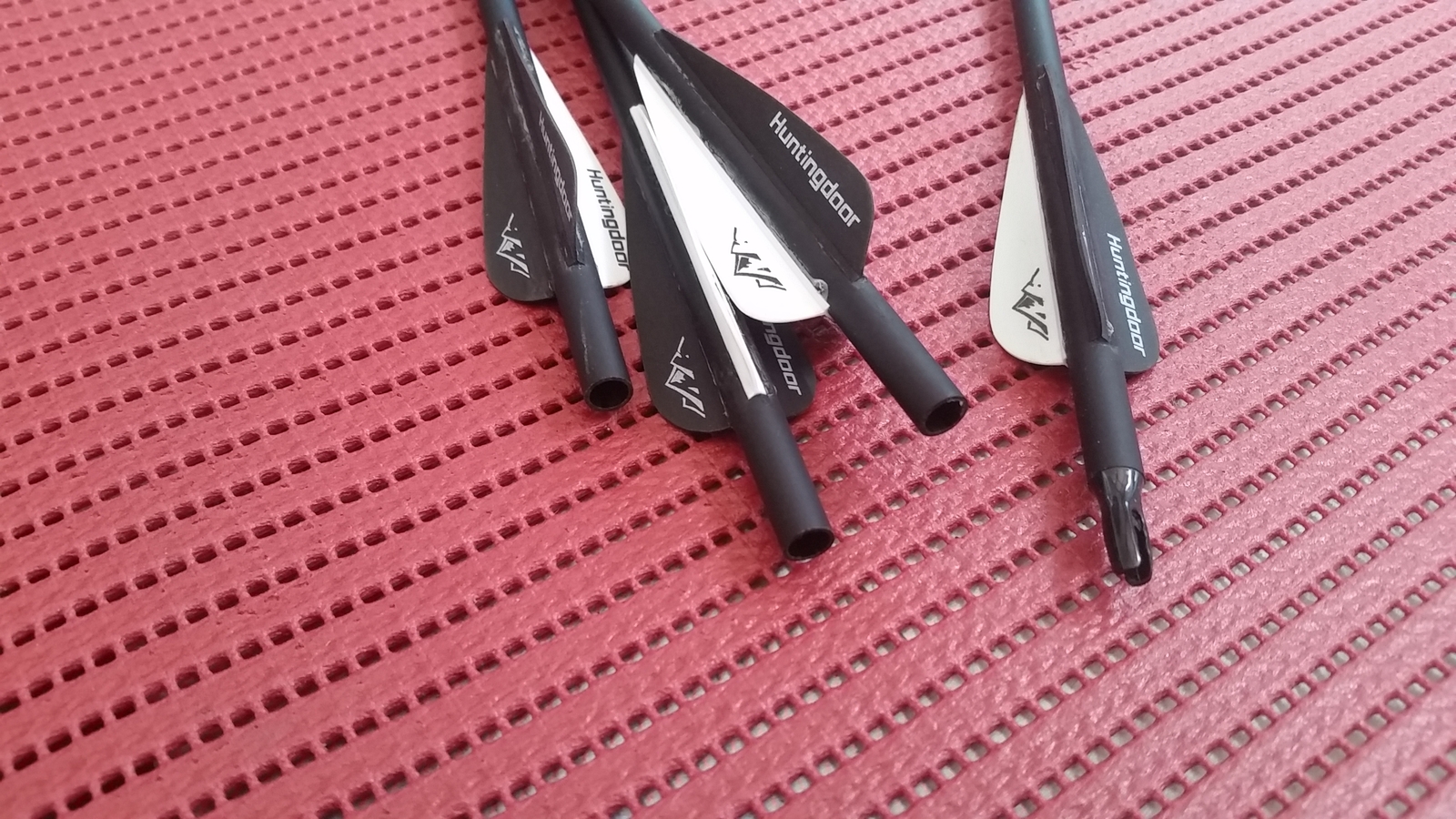 12pcs Archery 30'' Carbon Arrows Recurve Compound Bow & Arrow Quiver