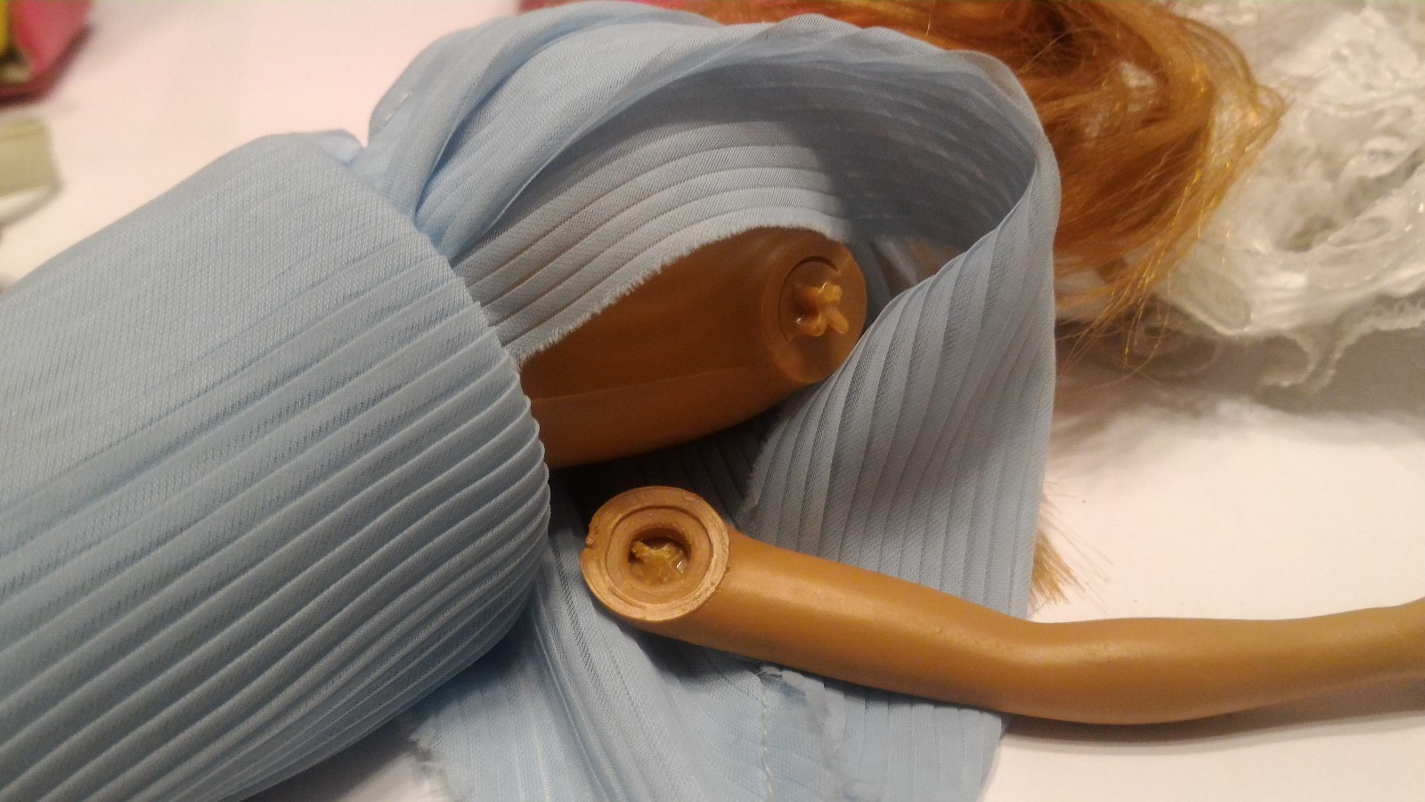 Barbie Doll Lot, Dolls from the sixties to modern, Vintage Clothes and Case