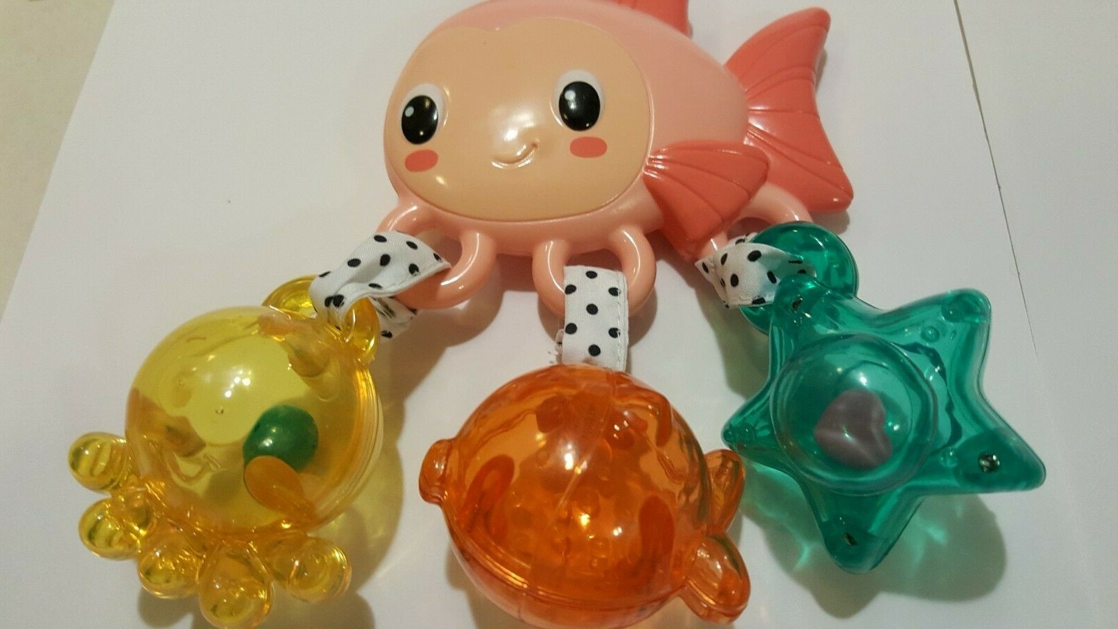 Infantino Jingle Sea Charms Fish Rattle for baby 0+ months NWT