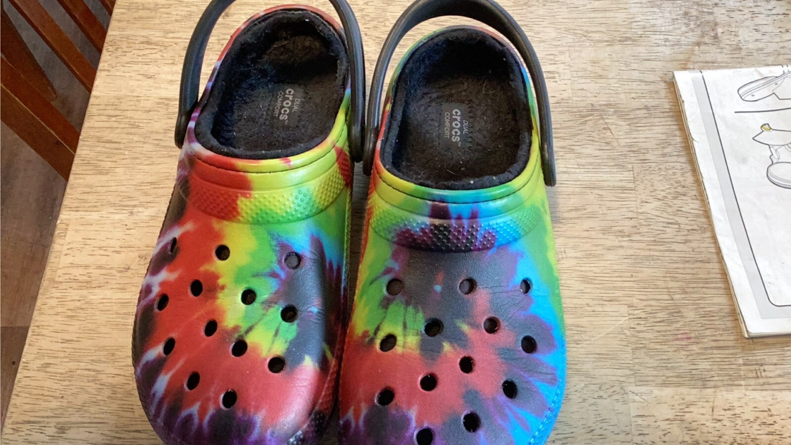 Crocs - Dual Comfort Fleece Lined Tye Tie Dye Clogs Men