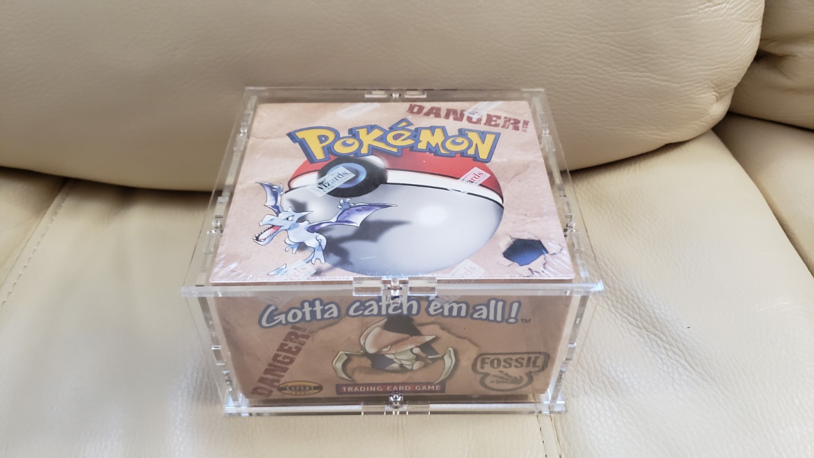 New, Sealed Pokemon Fossil Unlimited Booster Box - WOTC RARE!