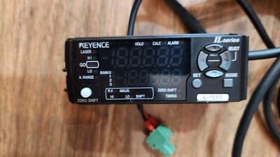 Keyence IL-1050 Laser Sensor Amplifier unit, DIN-rail mount type