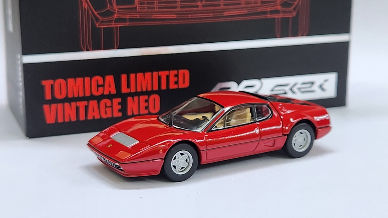 トミカ Ferrari BB512 赤 1/64 1979 Tomica No. F57 Ferrari BB 512 Red & Black 1/64 Diecast