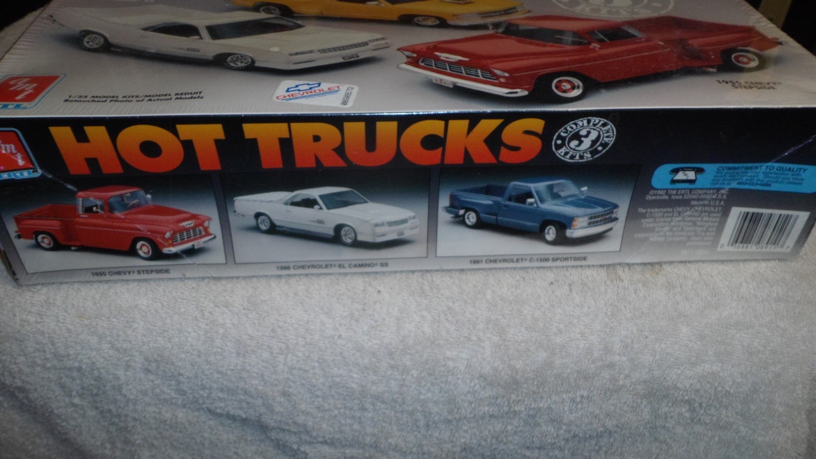VINTAGE AMT/ERTL HOT TRUCKS 3 MODEL KIT -  CHEVROLETS SEALED 8911