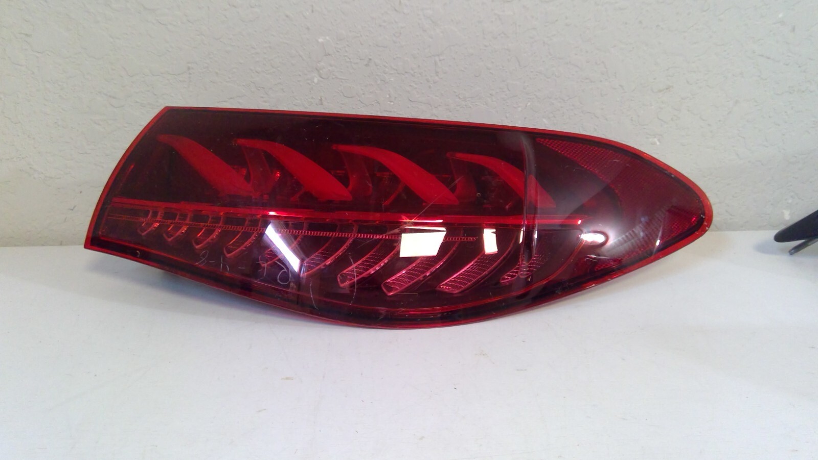 23-24 MERCEDES-BENZ EQE SUV REAR LEFT TAIL LIGHT STOP LAMP OEM A2949066500