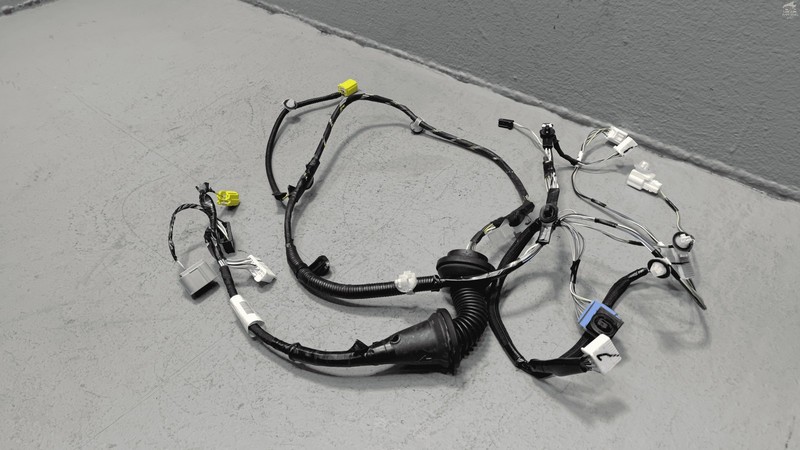 Used 2019-2022 Toyota RAV4 LE Front Driver Side Door Wire Wiring Harness OEM