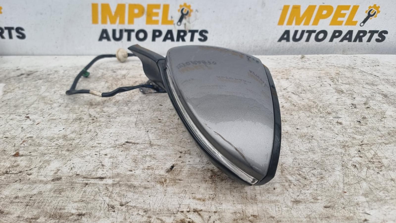 VOLKSWAGEN GOLF GEN 7 11/2012-03/2017 LEFT DOOR MIRROR MANUAL FOLD HEATED - thumbnail 2