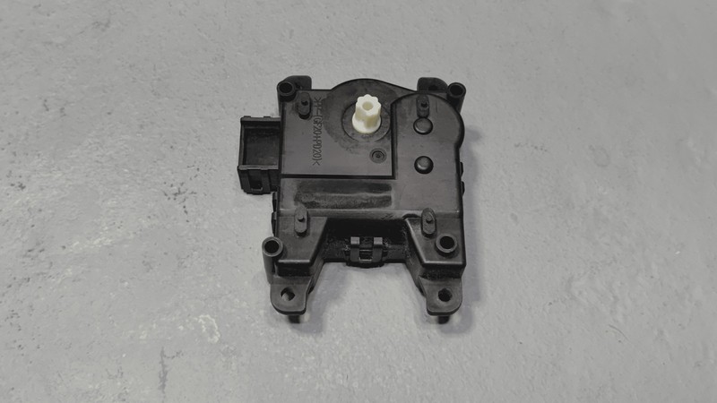 Used 2014-2020 Acura MDX AWD HVAC Duct Flap Door Vent Blend Actuator Motor OEM