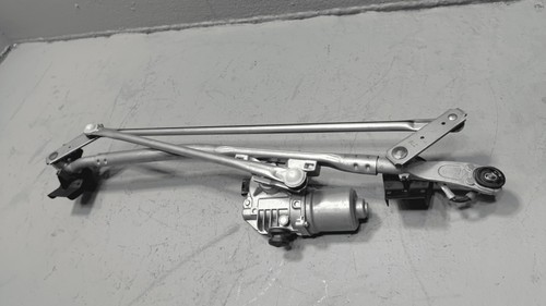 2018-2020 Toyota Camry Windshield Wiper Transmission Linkage & Motor OEM