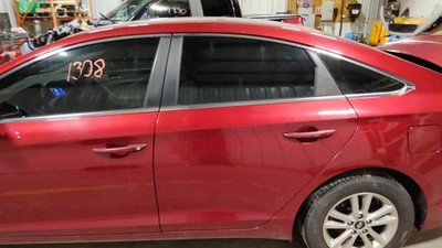 2015-2017 Hyundai Sonata LH Driver Rear Power Door Assy Venetian RED-TR