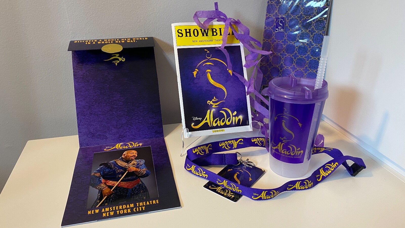 ALADDIN J-390001 アイボリー Yanoman Jigsaw Puzzle 2500-39 Disney Aladdin Jasmine in Love