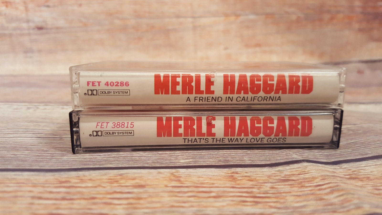 Lot of 2 Merle Haggard Cassettes That`s The Way Love Goes Friend In Calfornia