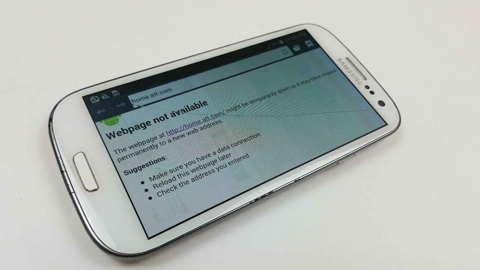 Samsung Galaxy S3 (SGH-I747) 16GB - White (AT&T) Cracked Clean IMEI T2044