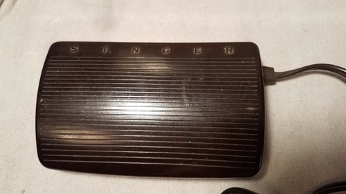 Singer Stylist Sewing Machine Zig-Zag Model 774 In Excellent Working Condition