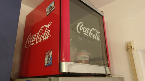 HUSKY Kühlschrank Coca Cola Design HUS-CC165 Cool ICE CUBE Mini Bar Kühl  Würfel