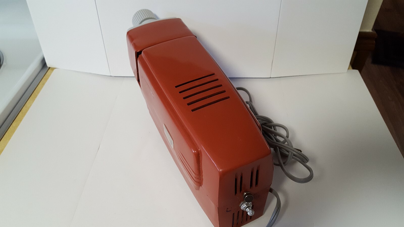 VINTAGE PANORAMA COLOR SLIDE PROJECTOR - MODEL 101