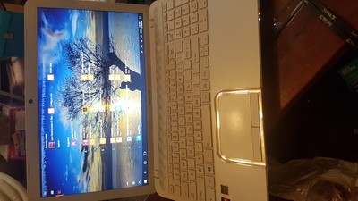 Toshiba satellite laptop windows 10 pro - 240gb ssd 8gb ram