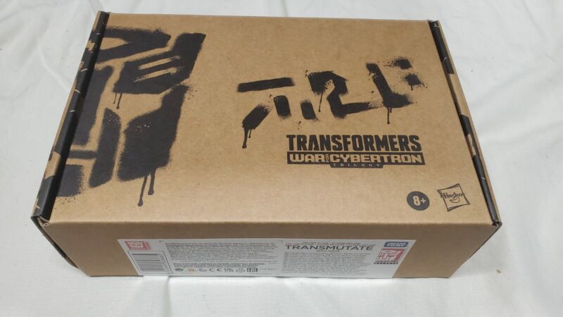 Transformers Generations Selects Wfc-Gs25 Transmutate Exclusive In Hand In Stock
