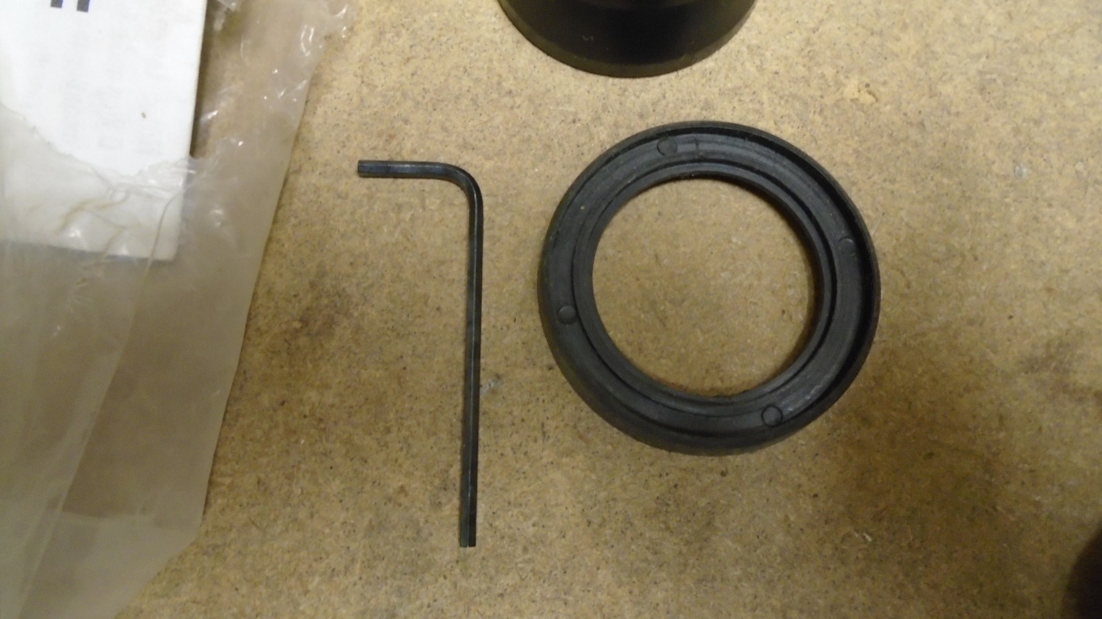 Larsen NMOUHFBASEB UHF Replacement NMO Base Use Your Own Whip