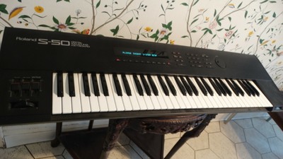 Electronic Keyboards Roland Digital
