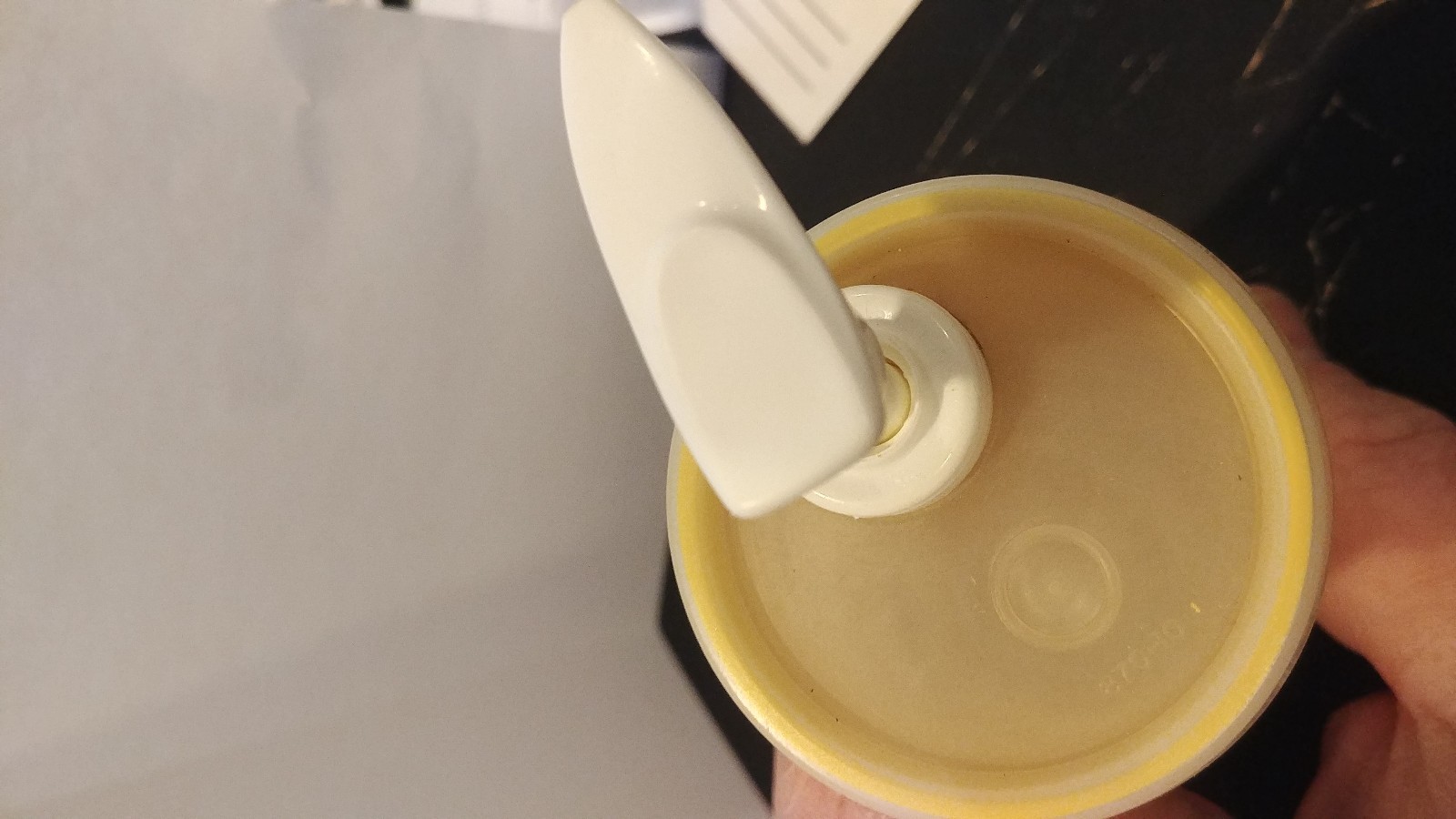 Vintage Tupperware Pump Container ~ Condiments ~ Lotion ~ Soap 1329-14 RARE