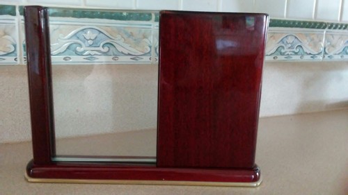 Howard Miller Picture Frame Desktop Clock Time Photo's