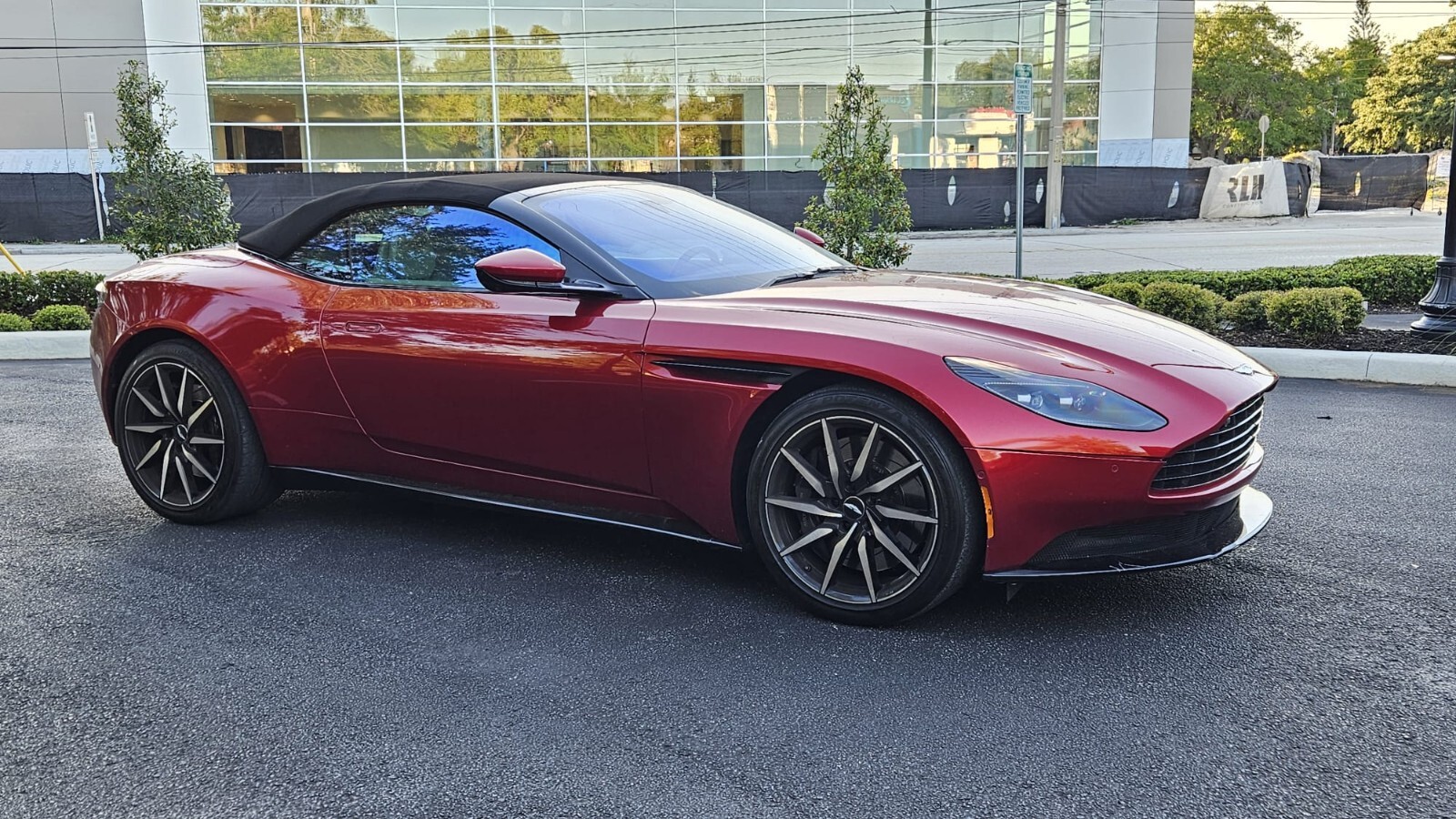 Owner 2019 Aston Martin DB11 Volante