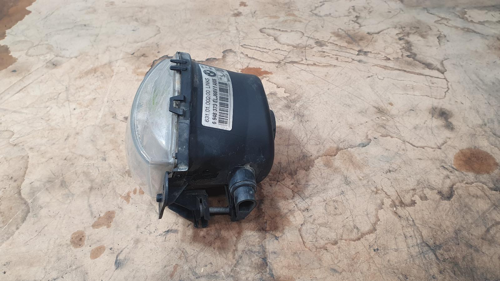2008 Bmw 3 Series LEFT INDICATOR/FOG/SIDE BUMPER FOGLAMP E90/E91 SEDAN/WAGON NON M image 3