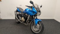 KAWAZAKI 750 ** 12 MONTHS MOT -CRASH BUNGS - AFTERMARKET EXHAUST ** 